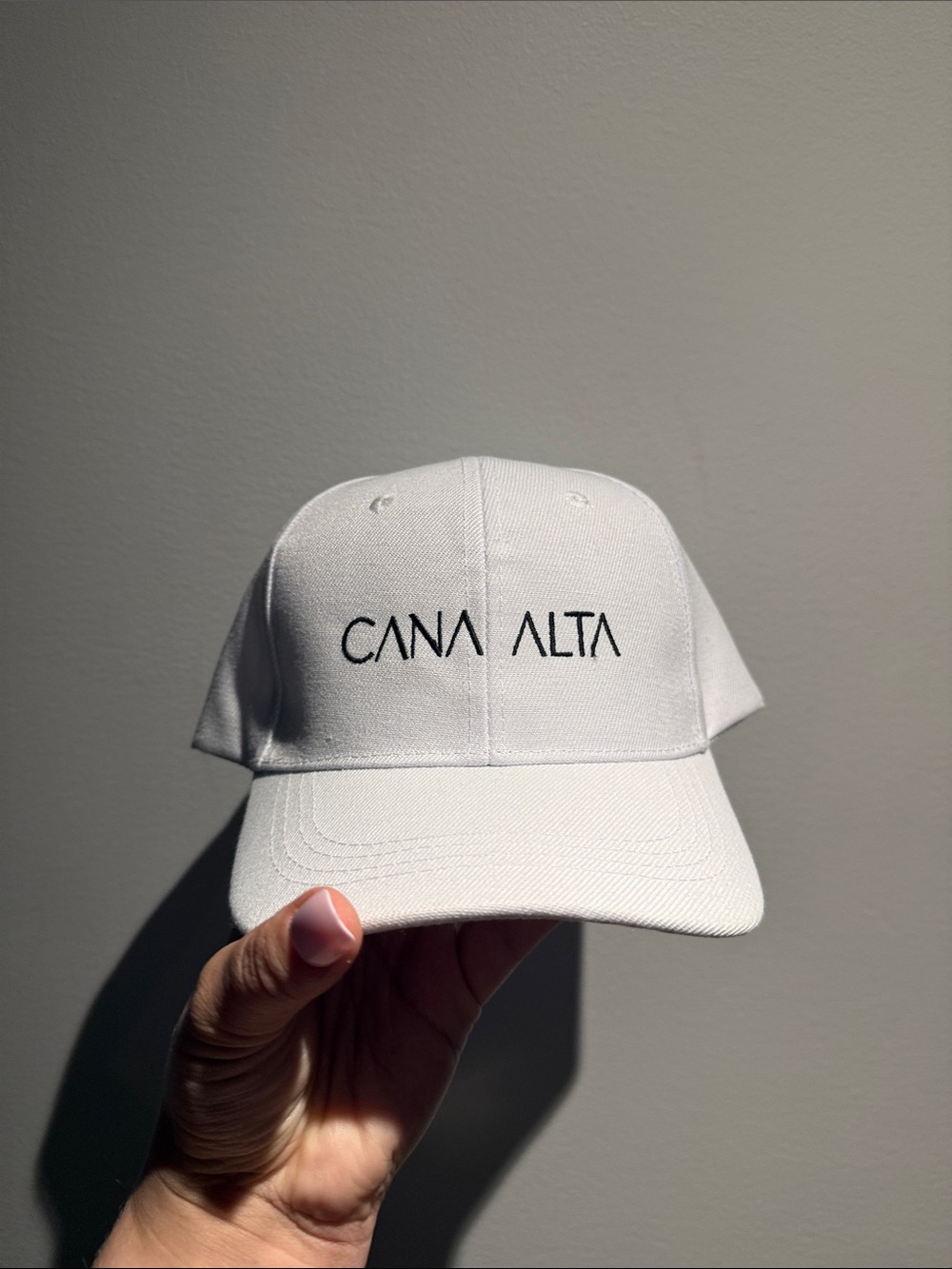 Maison Martin Margiela White Baseball Cap with Adjustable Strap